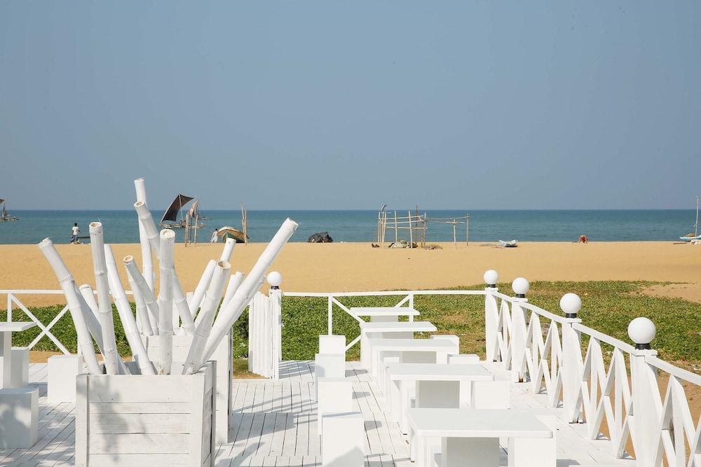 Zand Negombo Ettukala Zewnętrze zdjęcie
